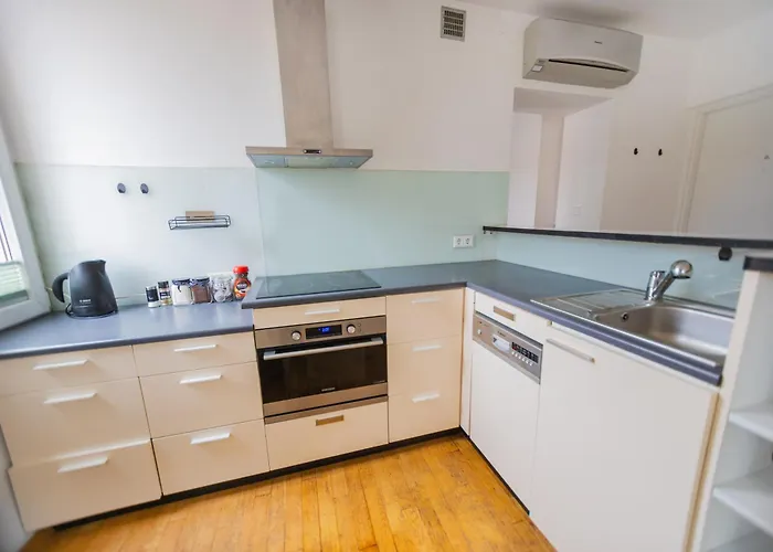 Spacious Flat In The Old Town.